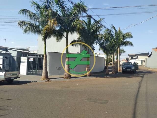 Sobrado para Venda em Serrana - 4