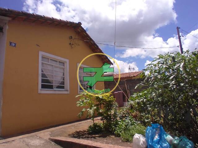 #9 - Casa para Venda em Monte Santo de Minas - MG