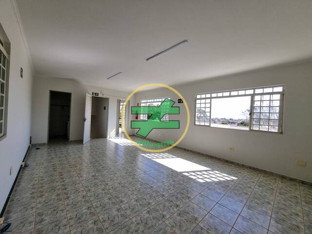 Galpão para Venda em Monte Santo de Minas - 4