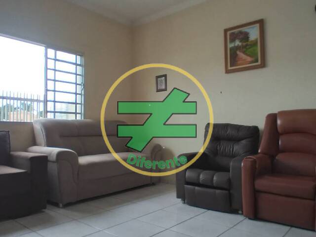 #12 - Casa para Venda em Monte Santo de Minas - MG