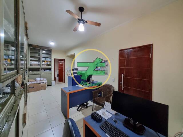 Sobrado para Venda em Monte Santo de Minas - 5