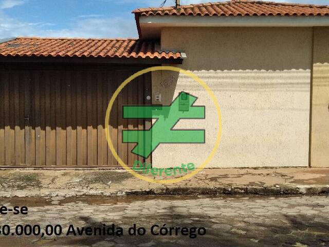 #19 - Casa para Venda em Monte Santo de Minas - MG